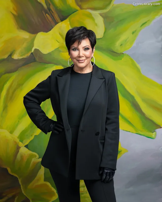 Kris Jenner photo 6 of 70