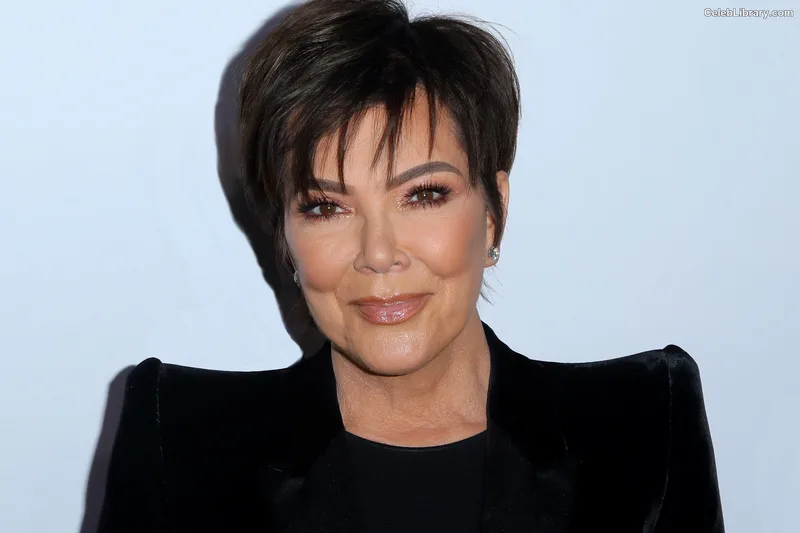 Kris Jenner photo 9 of 70