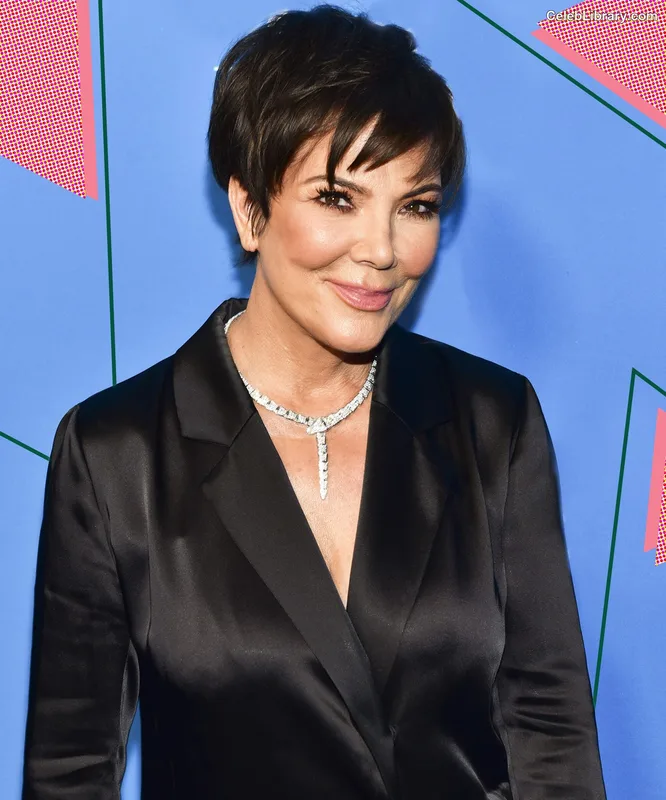 Kris Jenner photo 14 of 70
