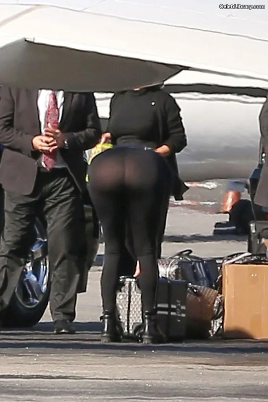 Kris Jenner photo 16 of 70