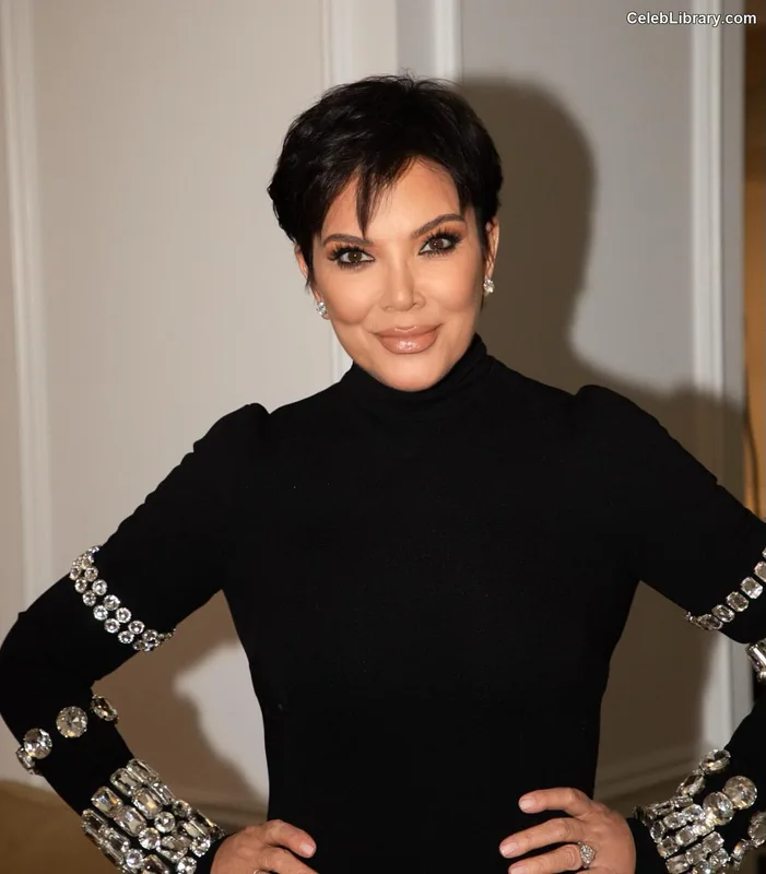 Kris Jenner photo 1 of 70