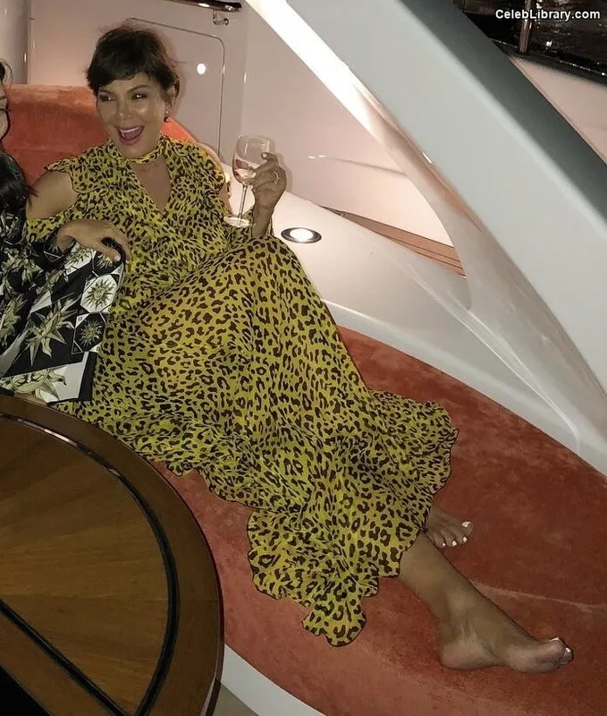 Kris Jenner photo 18 of 70