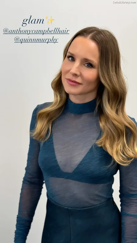 Kristen Bell photo 19 of 703