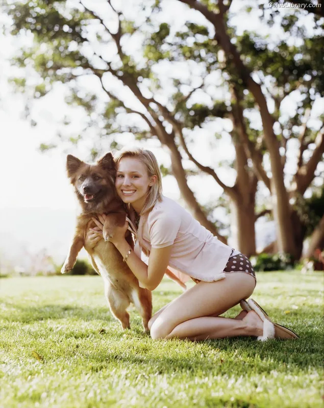 Kristen Bell photo 24 of 703