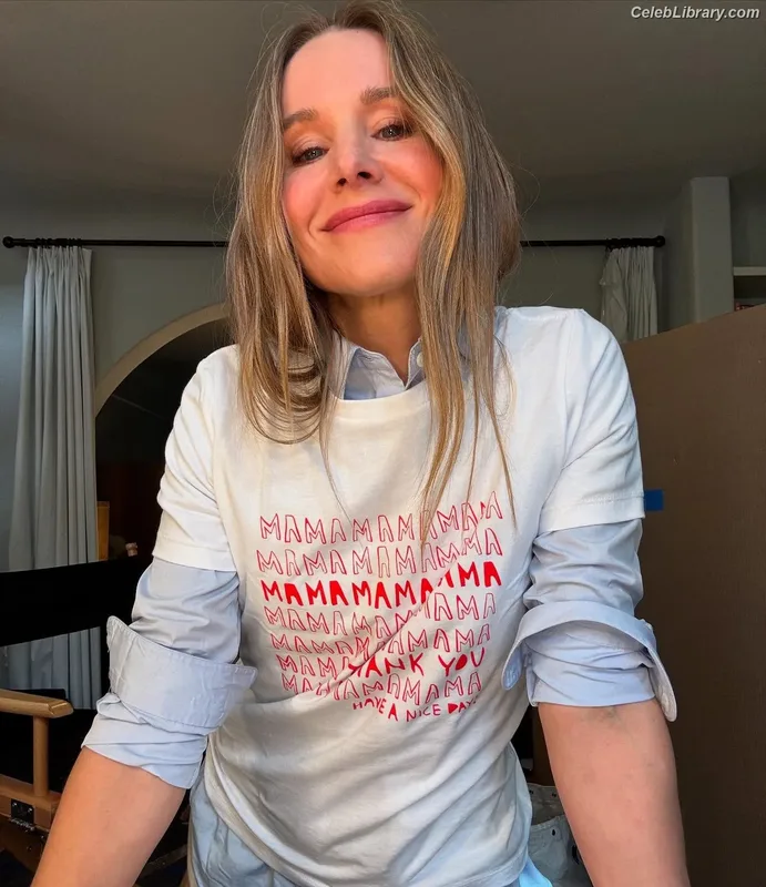 Kristen Bell photo 6 of 703