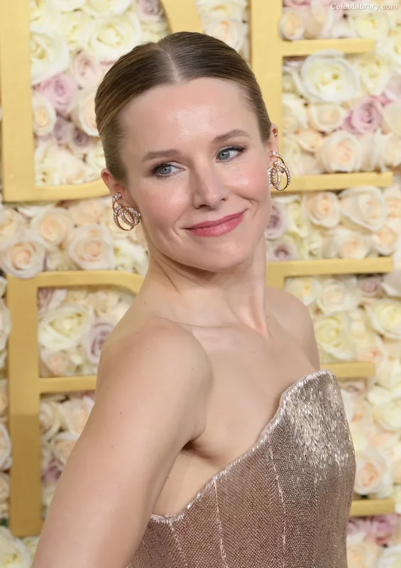Kristen Bell photo 3 of 703