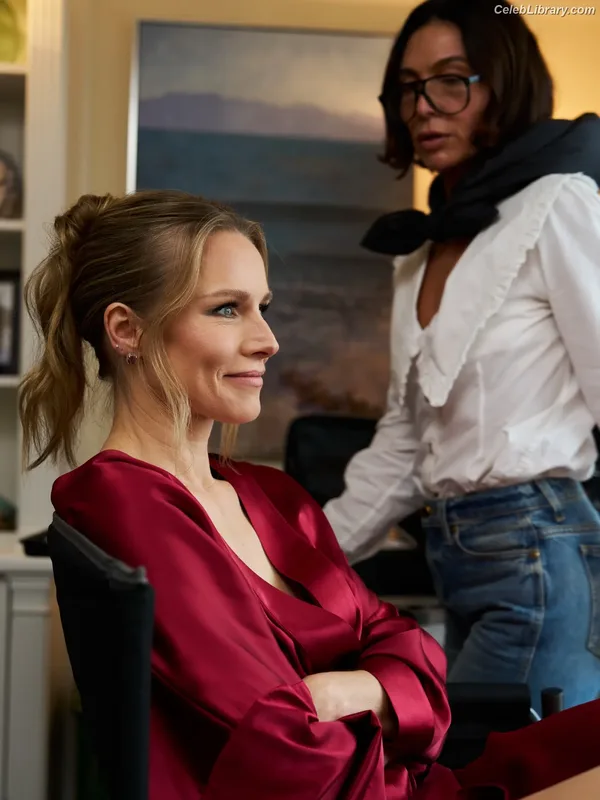 Kristen Bell photo 4 of 703