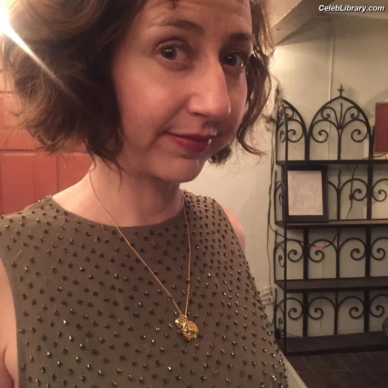 Kristen Schaal photo 5 of 188