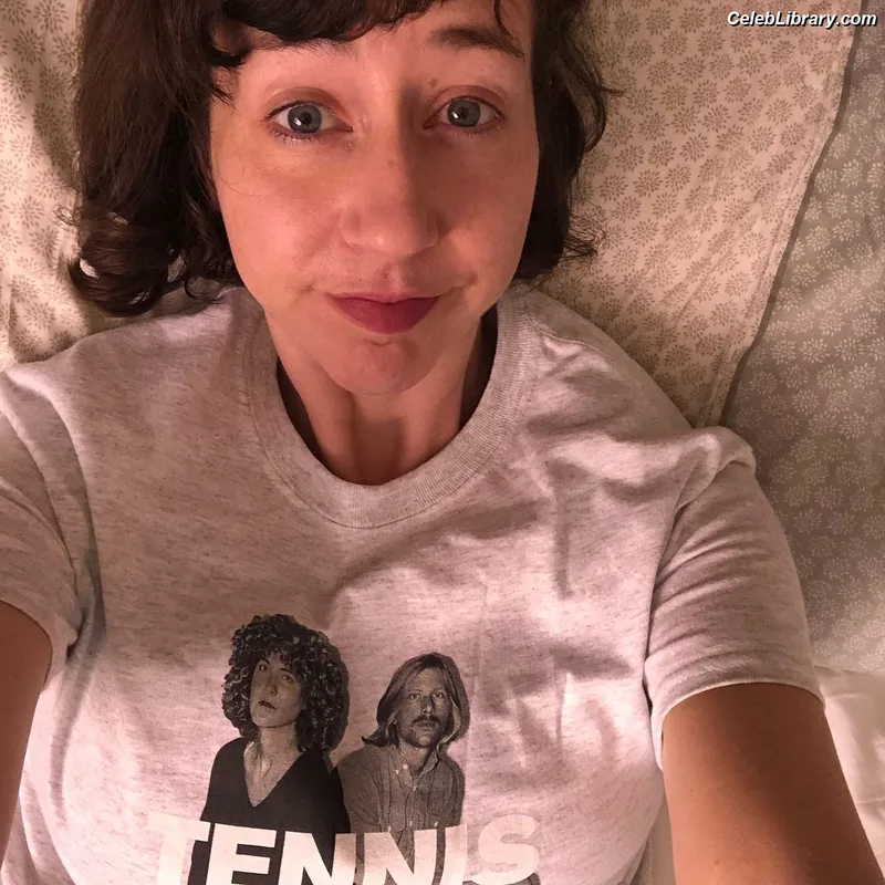 Kristen Schaal photo 23 of 188