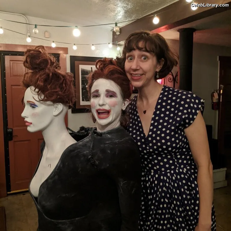Kristen Schaal photo 12 of 188