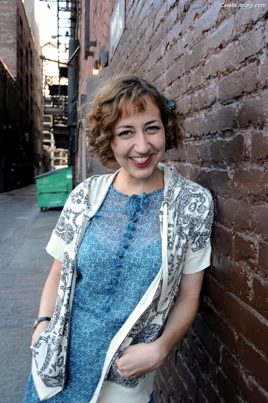 Kristen Schaal photo 6 of 188