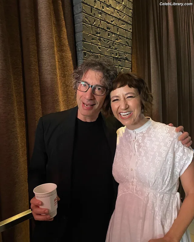 Kristen Schaal photo 16 of 188