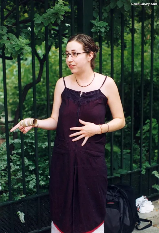 Kristen Schaal photo 11 of 188