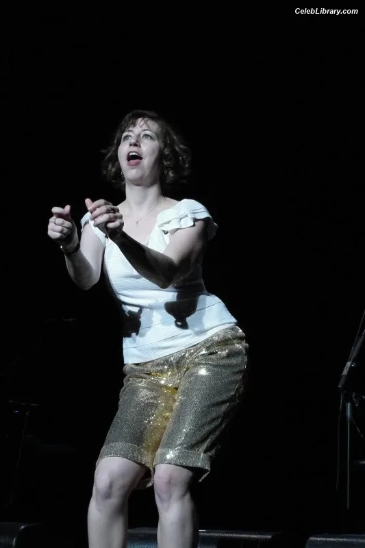 Kristen Schaal photo 22 of 188