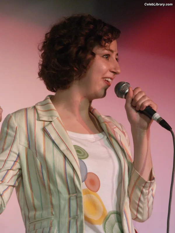 Kristen Schaal photo 4 of 188
