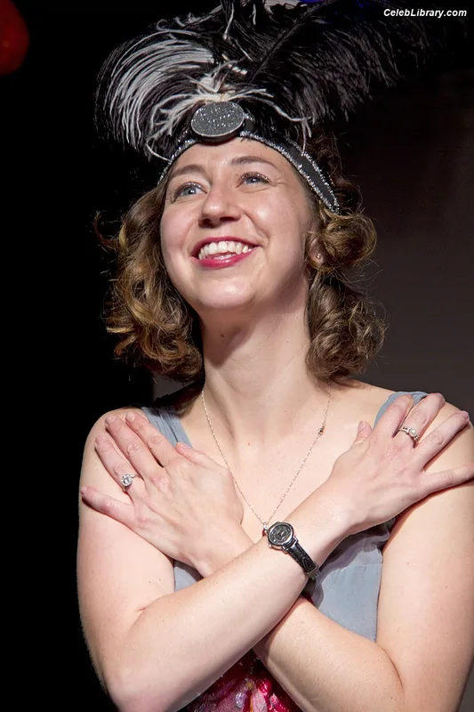 Kristen Schaal photo 8 of 188