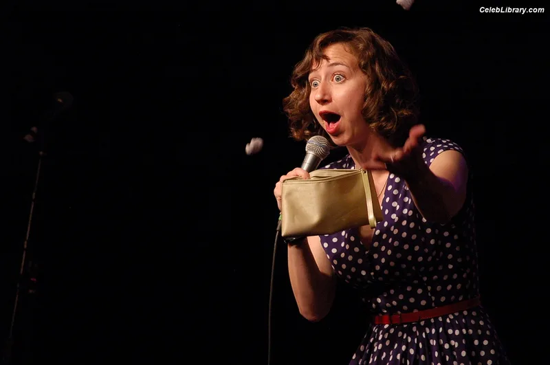 Kristen Schaal photo 11 of 188