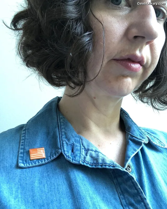 Kristen Schaal photo 4 of 188