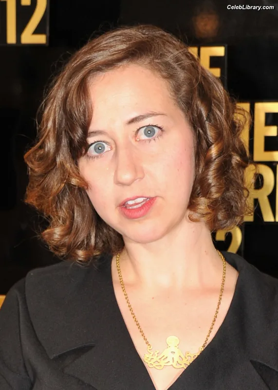 Kristen Schaal photo 19 of 188