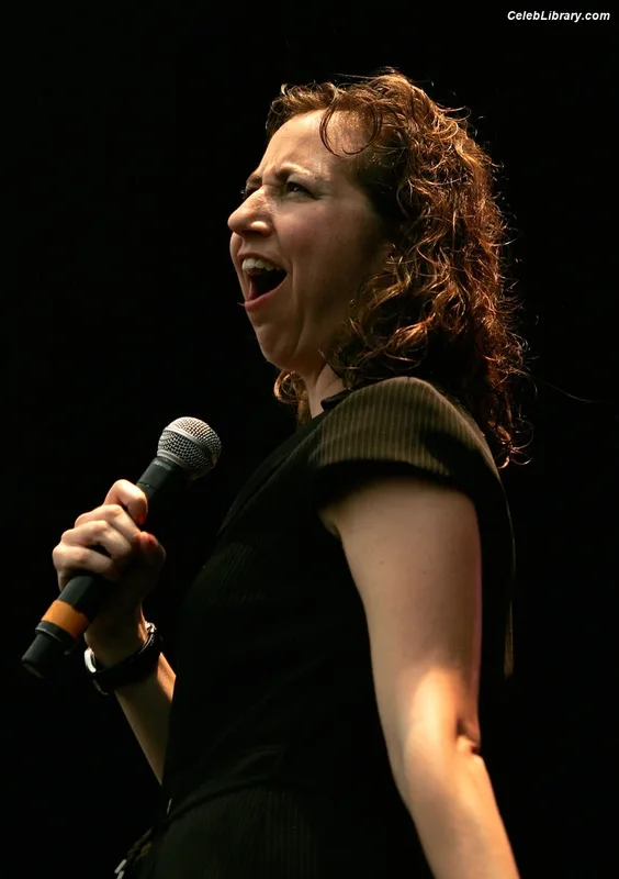 Kristen Schaal photo 6 of 188