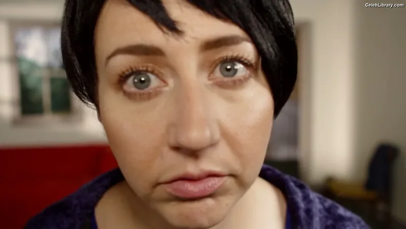 Kristen Schaal photo 7 of 188