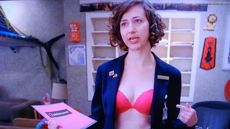 Kristen Schaal photo 14 of 188