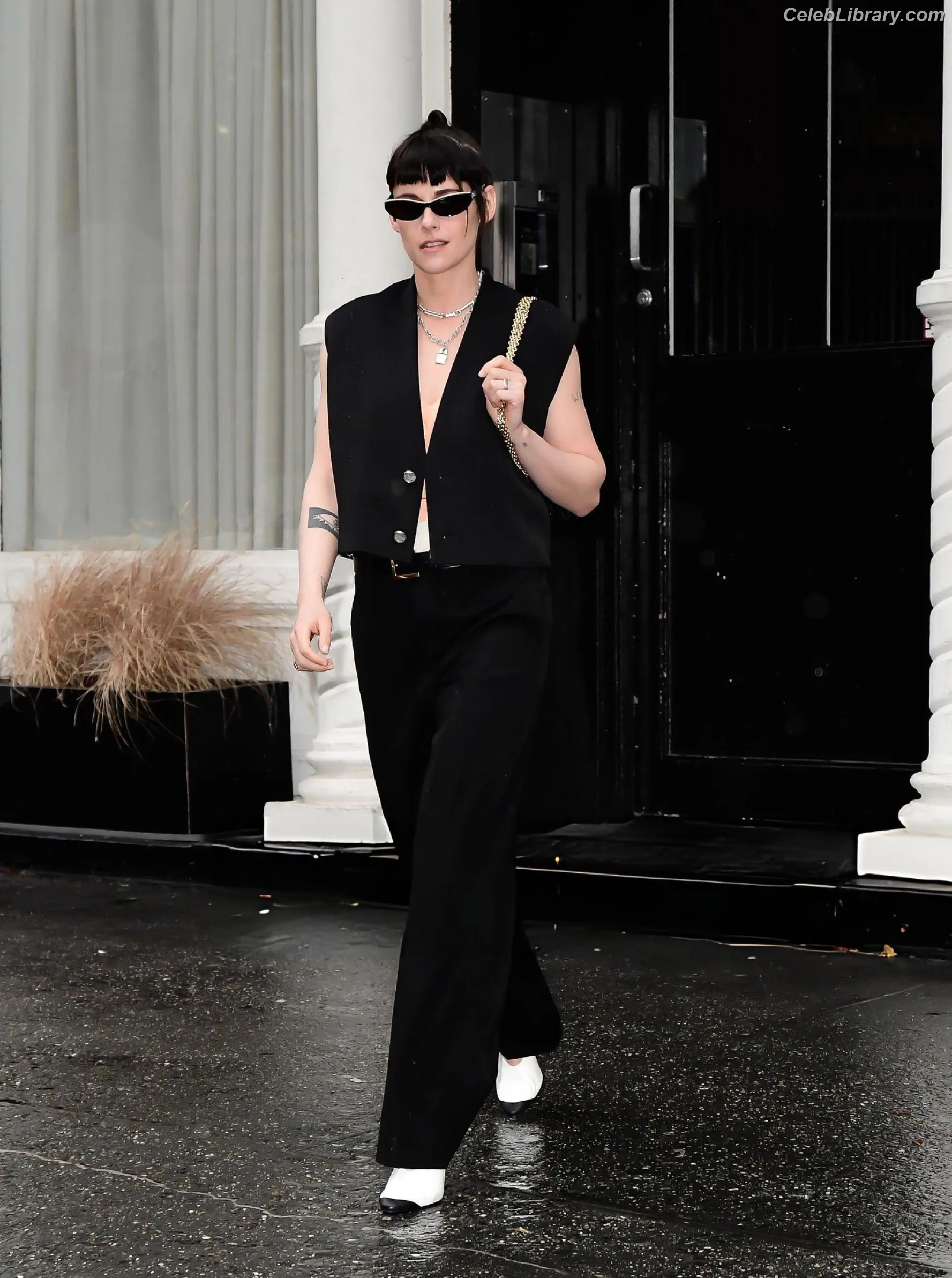 Kristen Stewart photo 22 of 1357