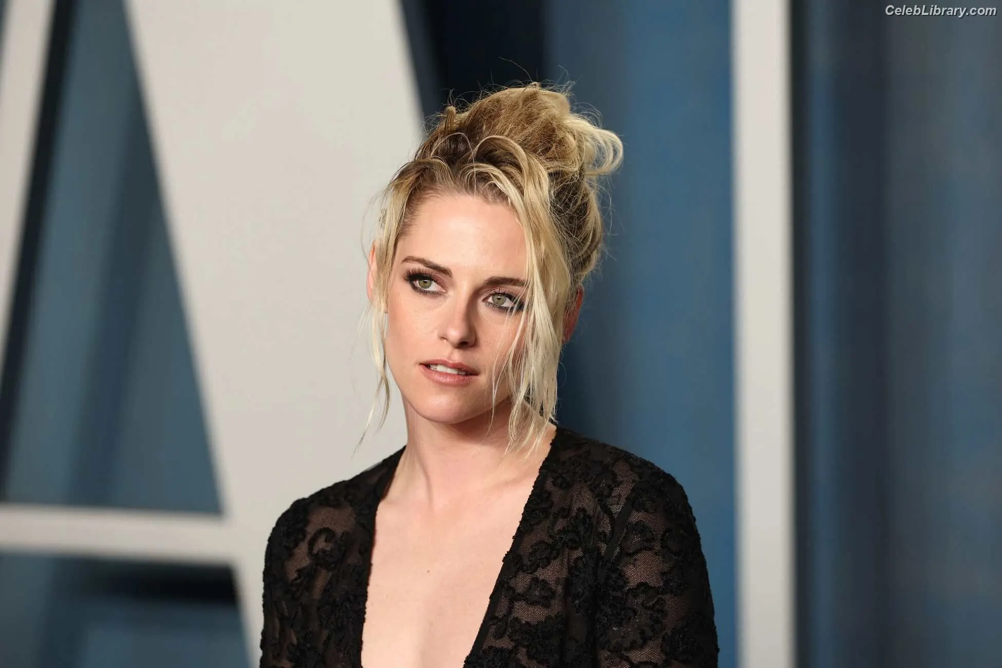 Kristen Stewart photo 13 of 1357