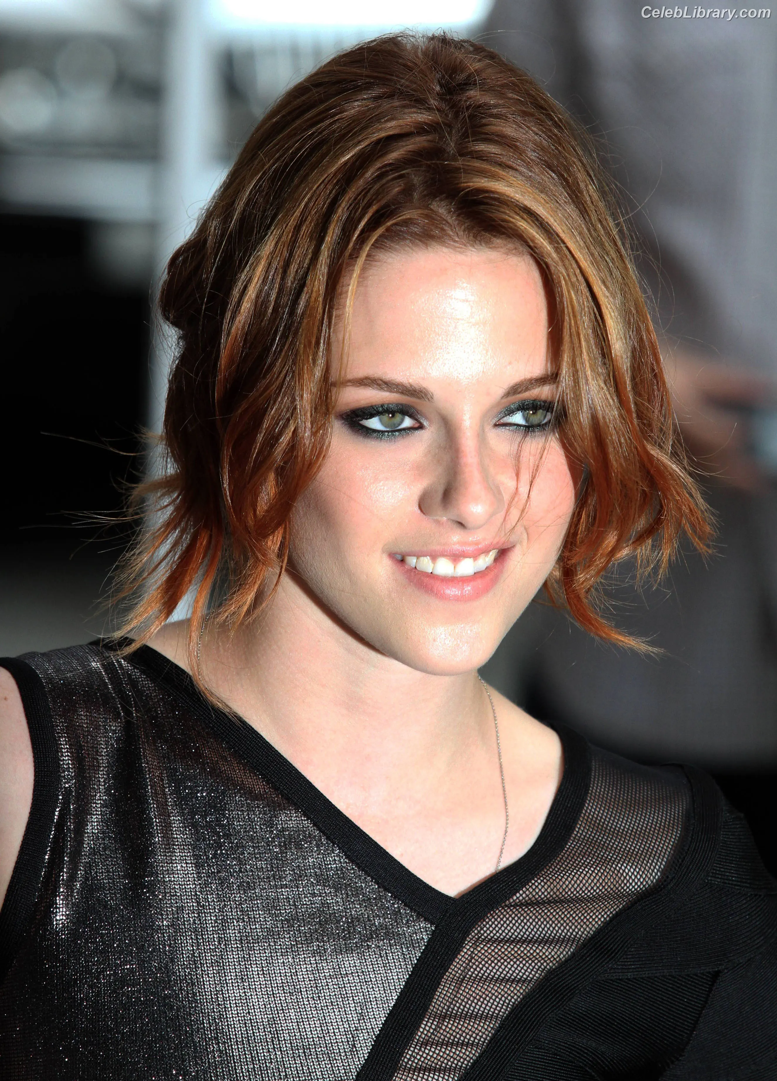 Kristen Stewart photo 10 of 1357