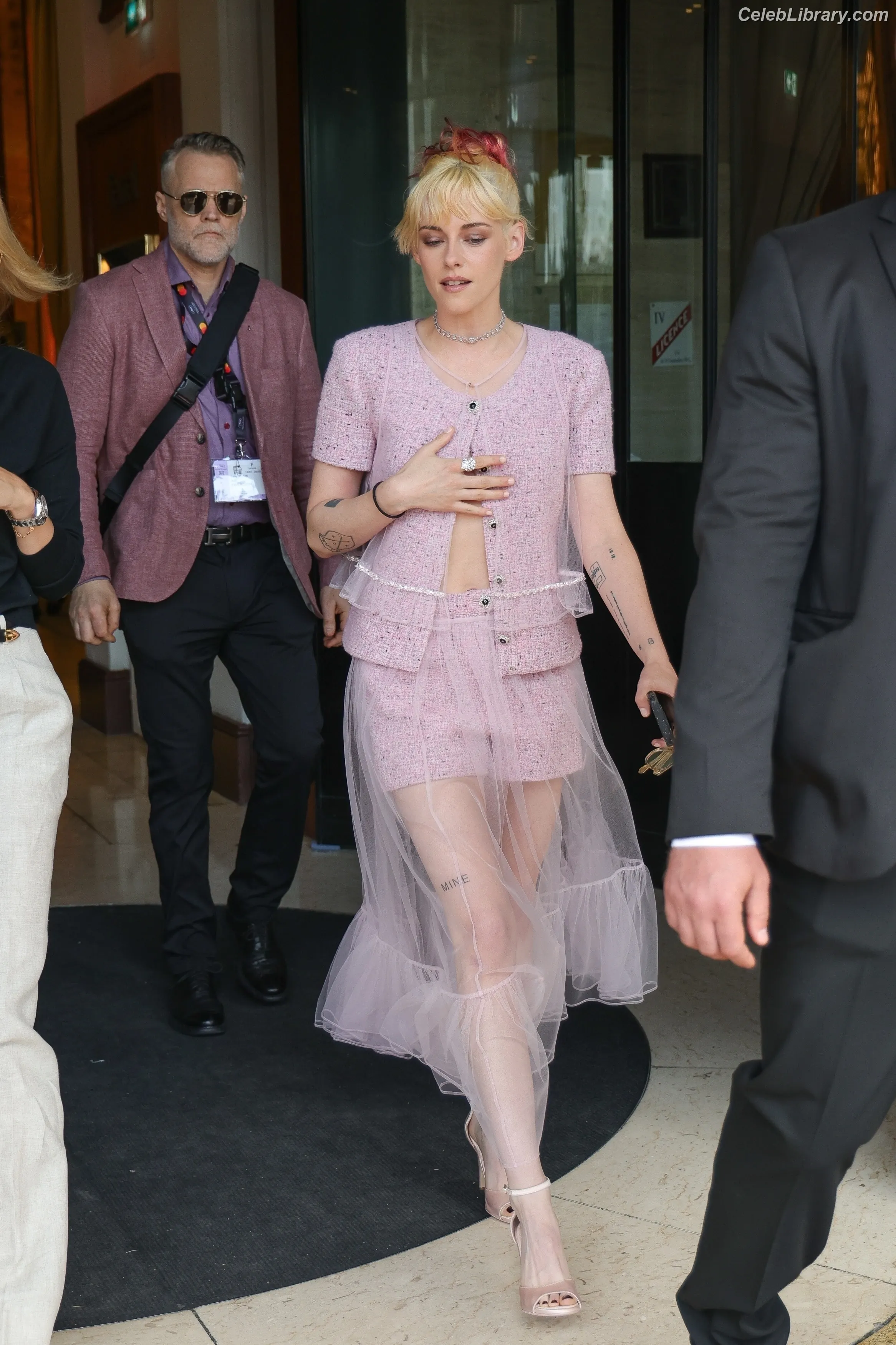Kristen Stewart photo 16 of 1357