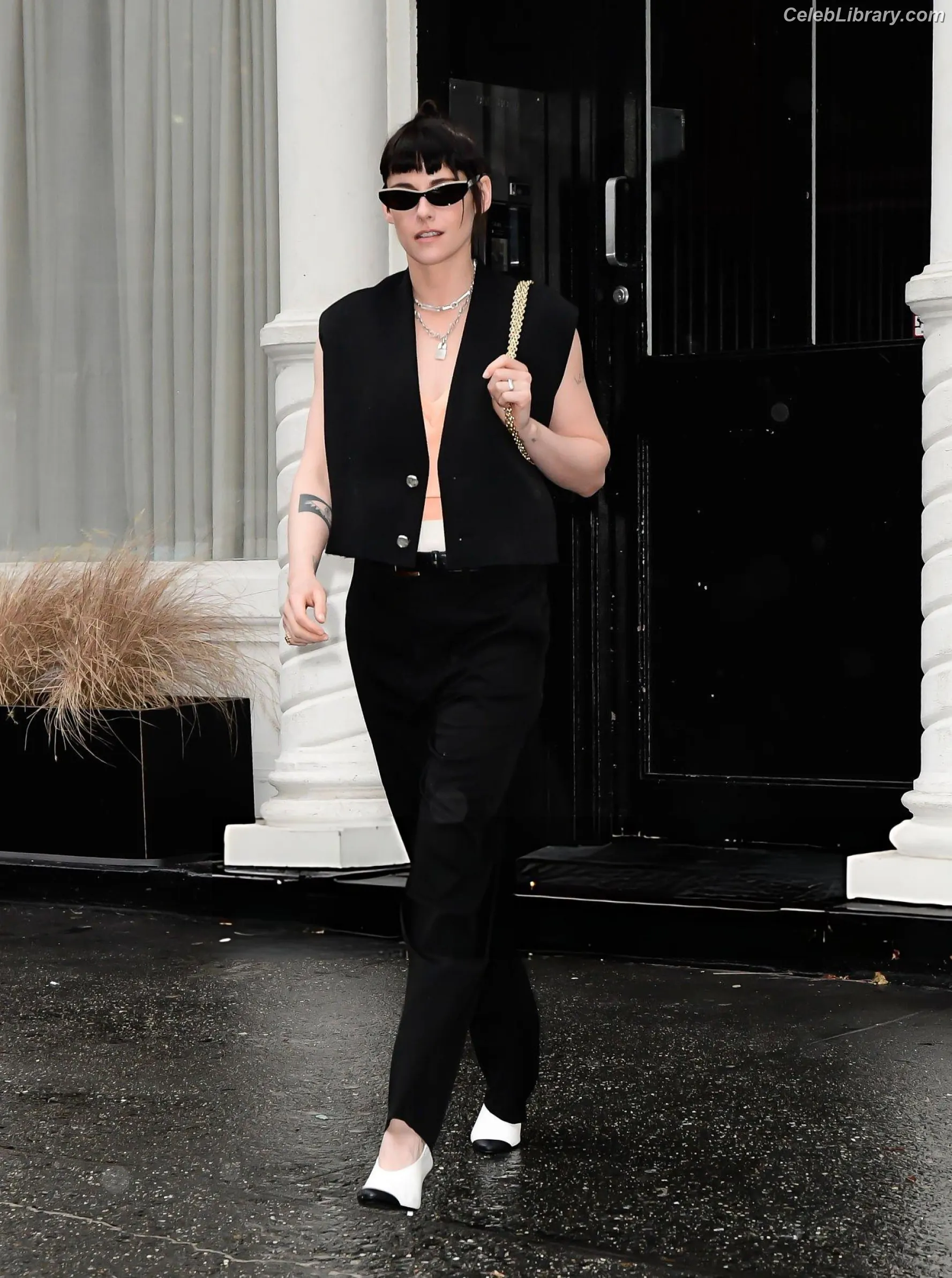 Kristen Stewart photo 16 of 1357