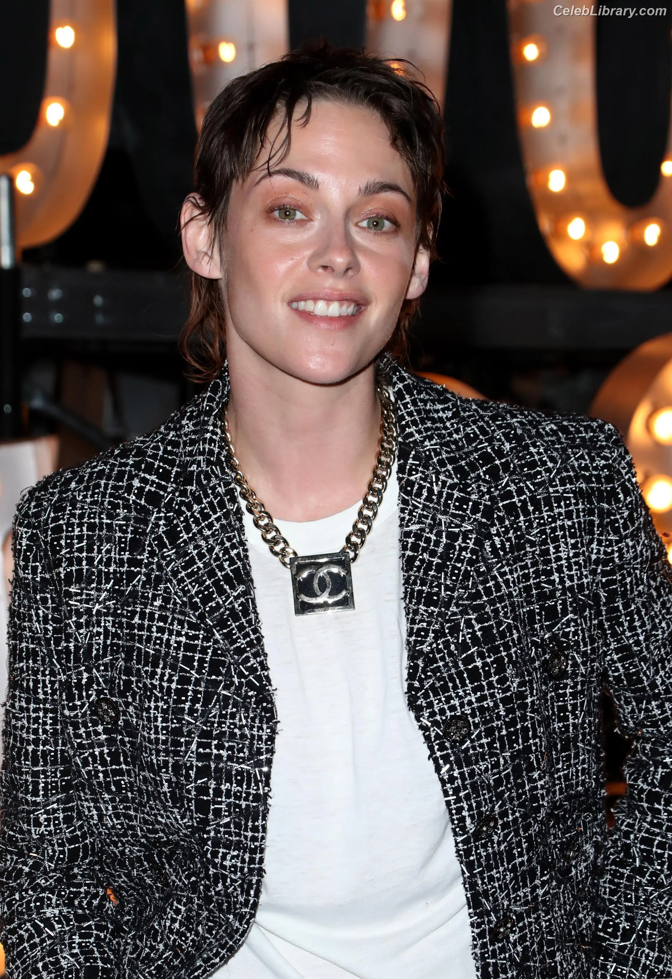 Kristen Stewart photo 14 of 1357
