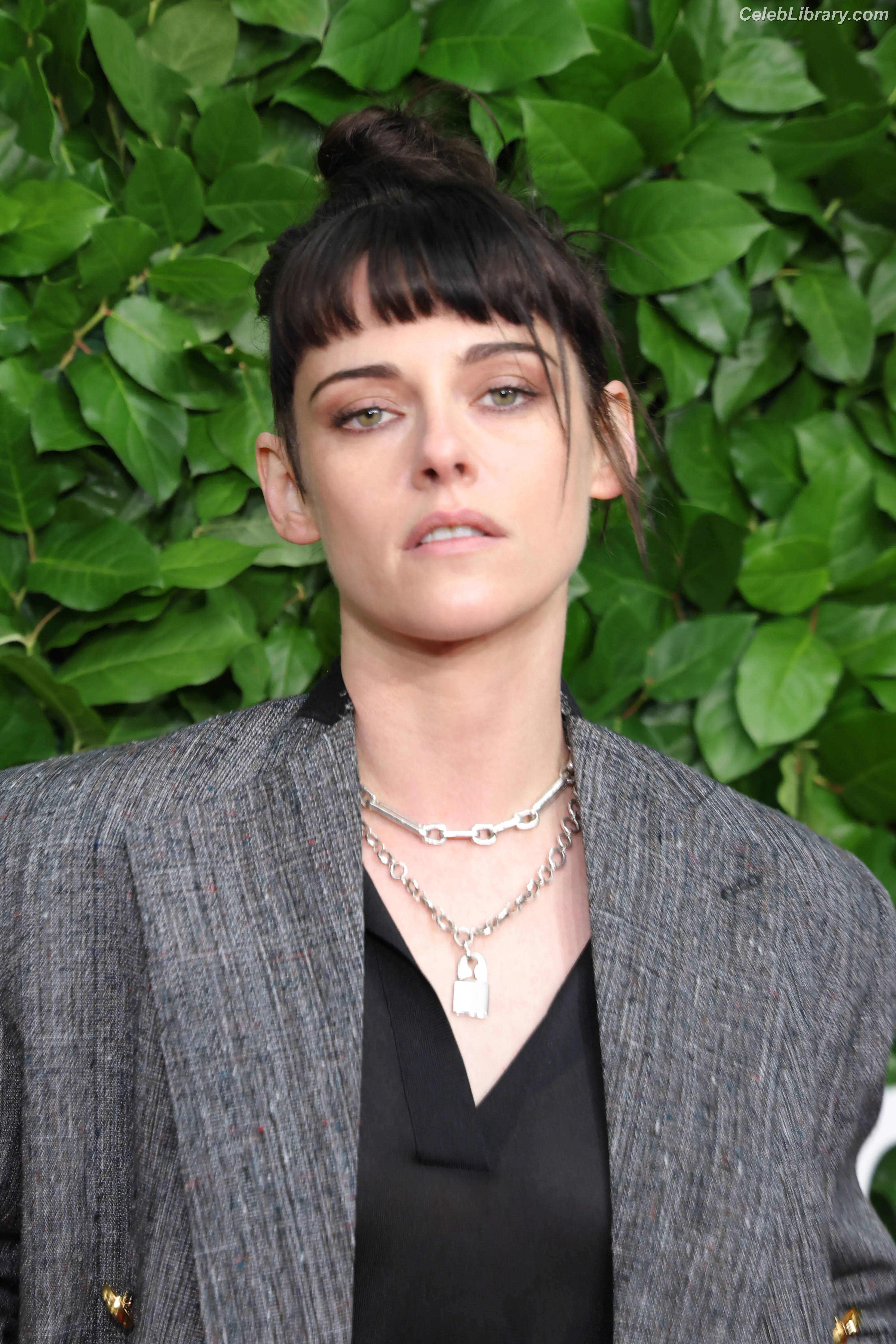 Kristen Stewart photo 7 of 1357