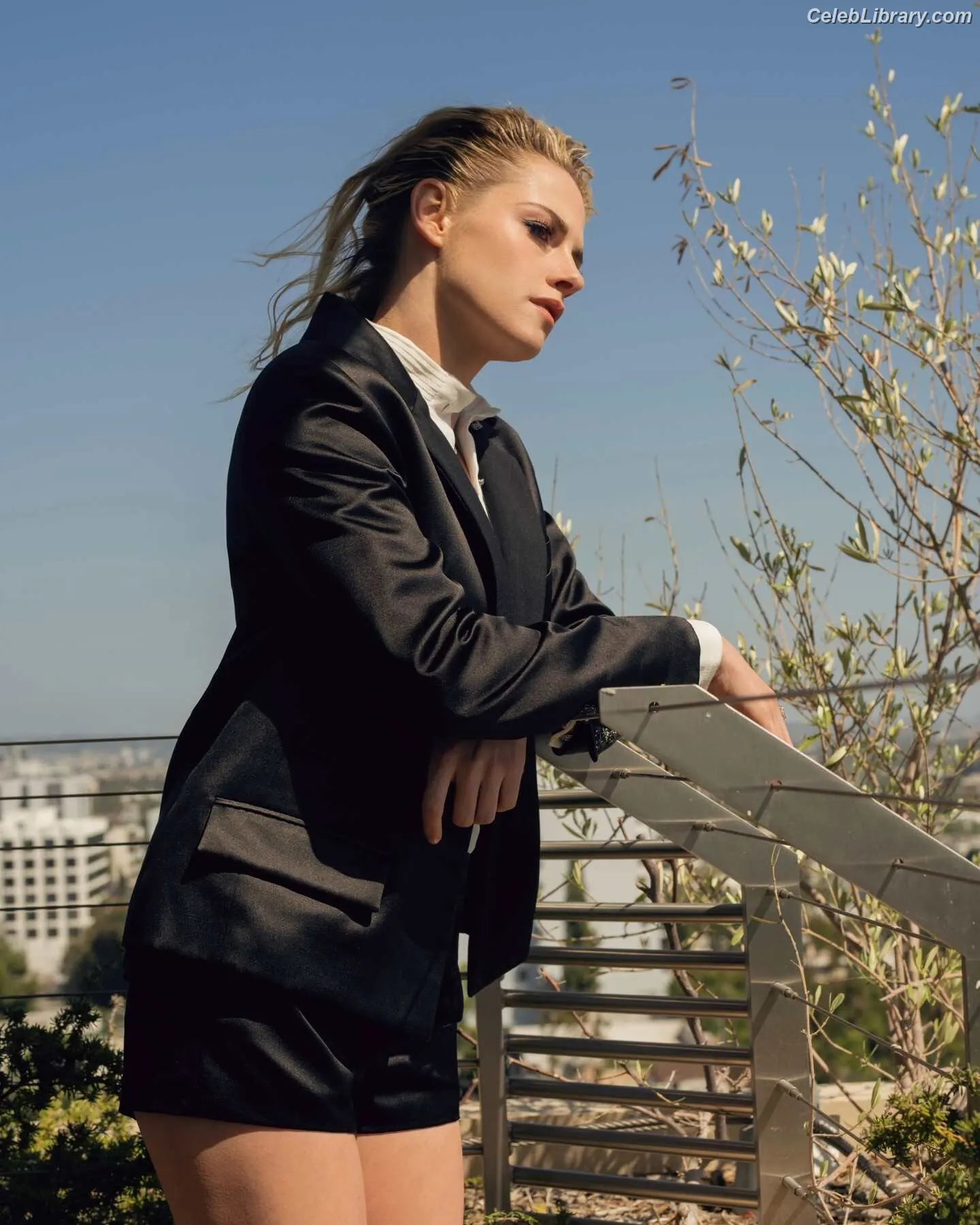 Kristen Stewart photo 19 of 1357
