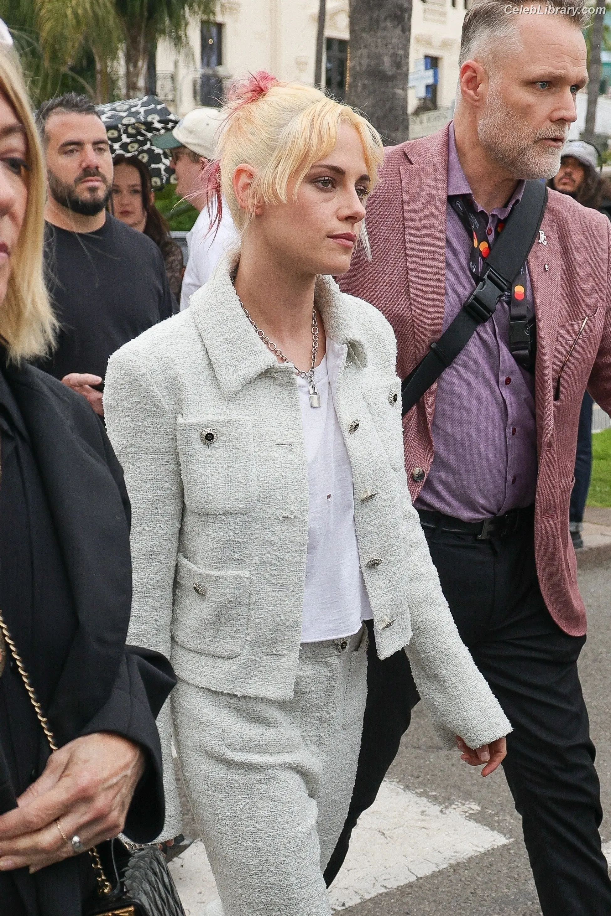 Kristen Stewart photo 2 of 1357