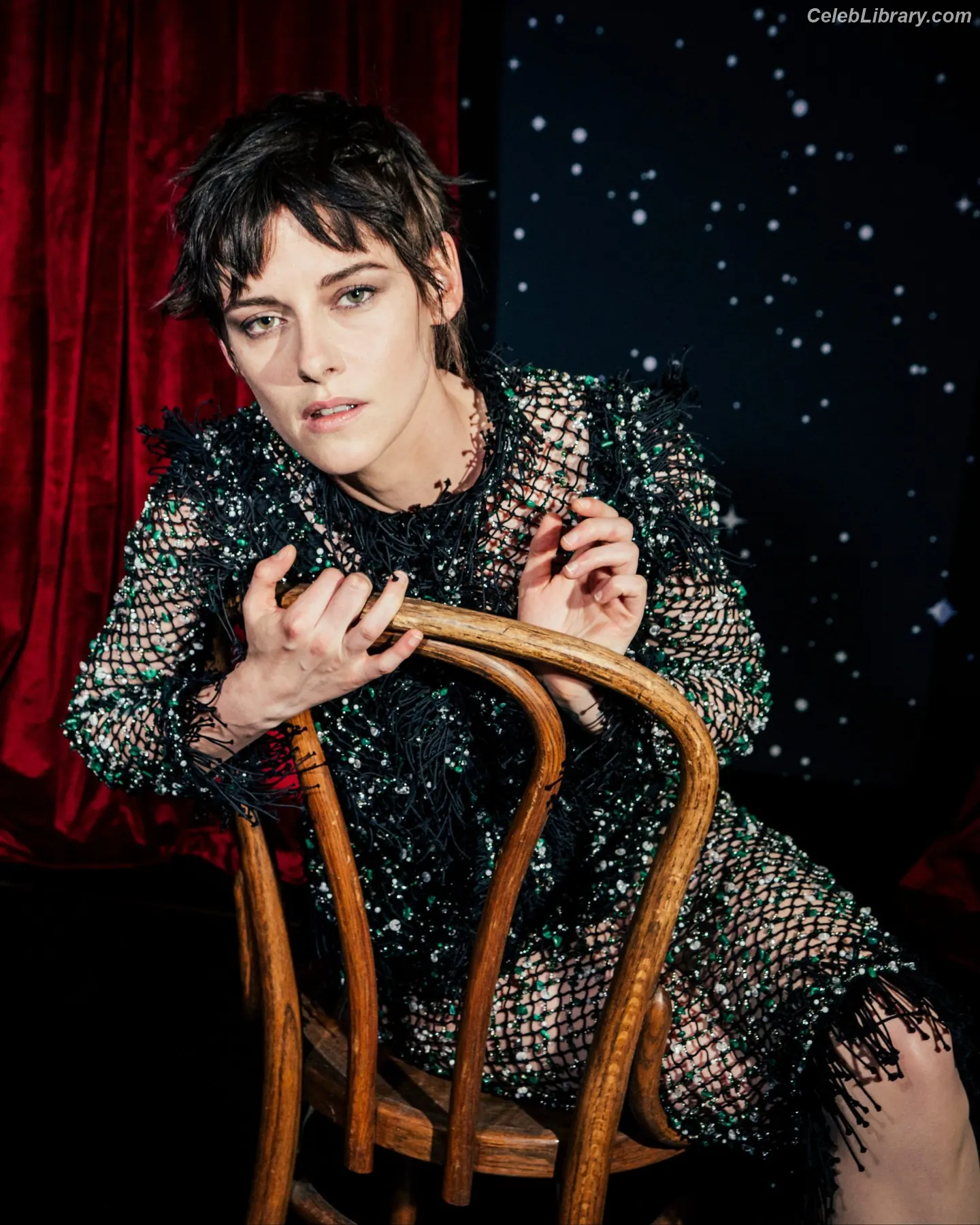 Kristen Stewart photo 4 of 1357