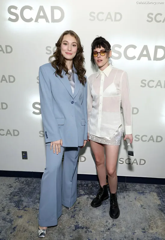 Kristen Stewart photo 14 of 1358