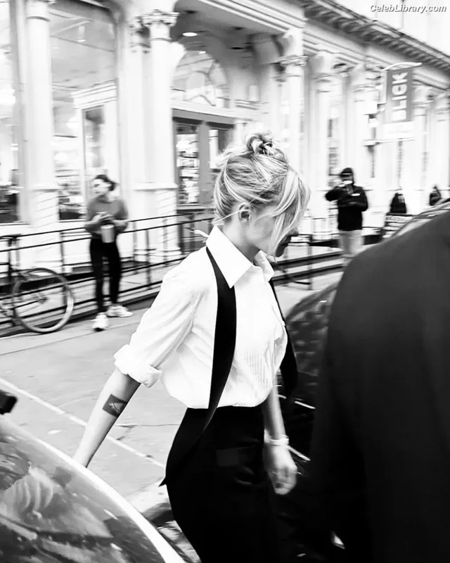 Kristen Stewart photo 24 of 1358