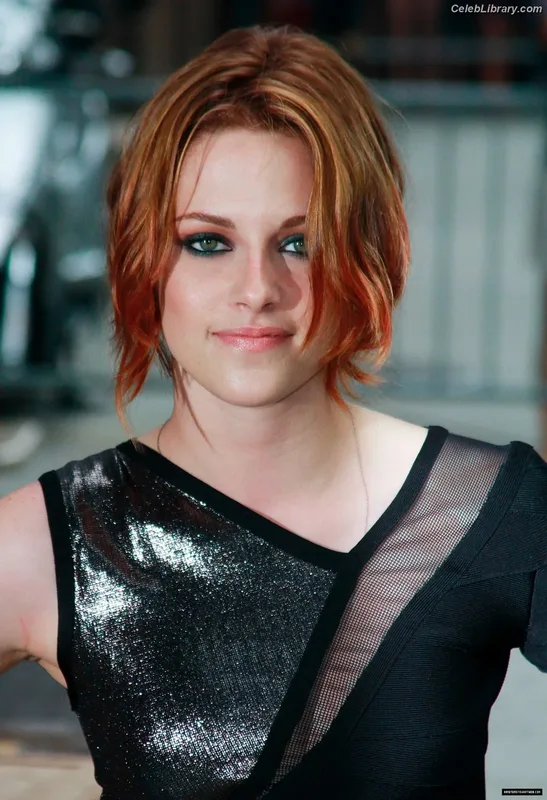 Kristen Stewart photo 20 of 1358