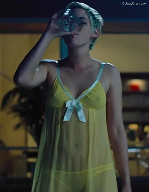 Kristen Stewart photo 14 of 1358