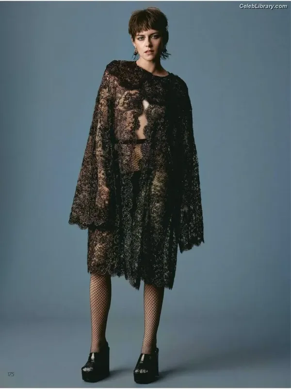 Kristen Stewart photo 3 of 1358