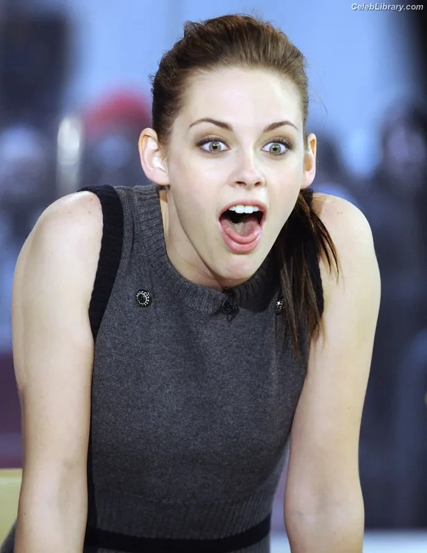 Kristen Stewart photo 15 of 1358