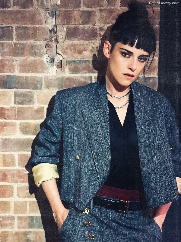 Kristen Stewart photo 13 of 1358