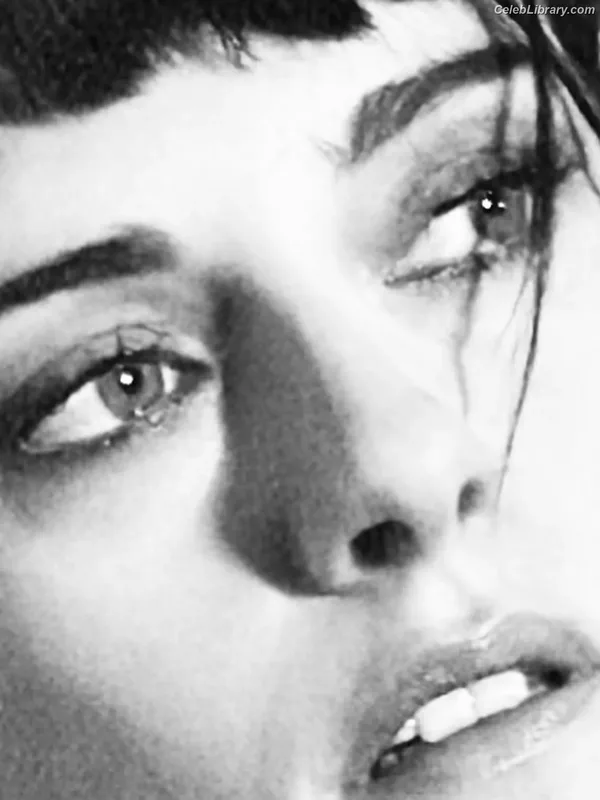 Kristen Stewart photo 14 of 1358