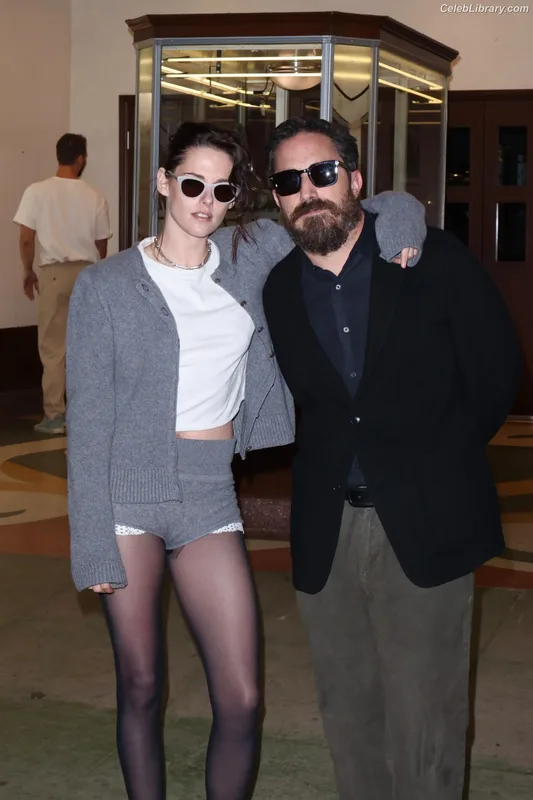 Kristen Stewart photo 17 of 1358
