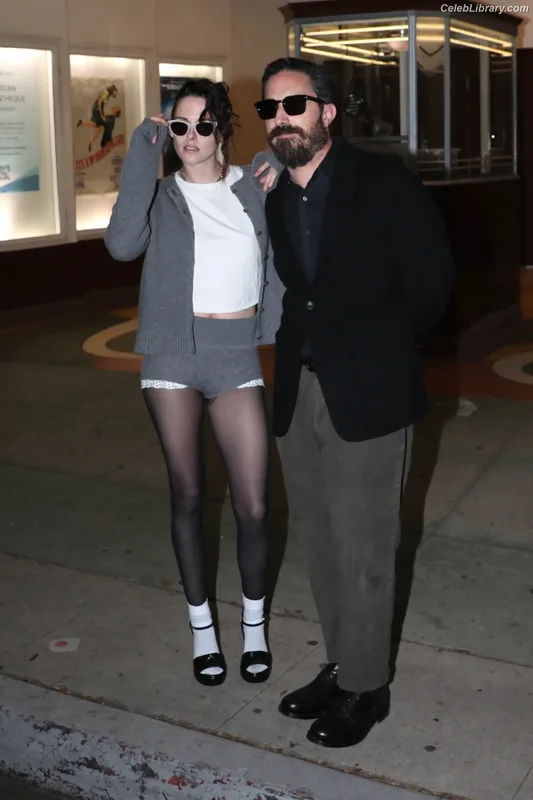 Kristen Stewart photo 19 of 1358