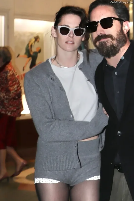 Kristen Stewart photo 22 of 1358