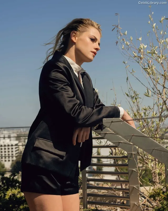 Kristen Stewart photo 19 of 1358