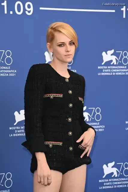 Kristen Stewart photo 20 of 1358