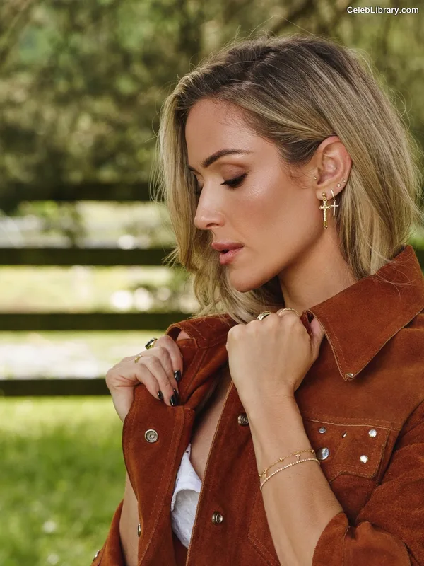 Kristin Cavallari photo 24 of 517
